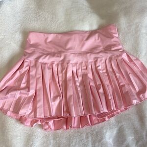 gold hinge pink skirt